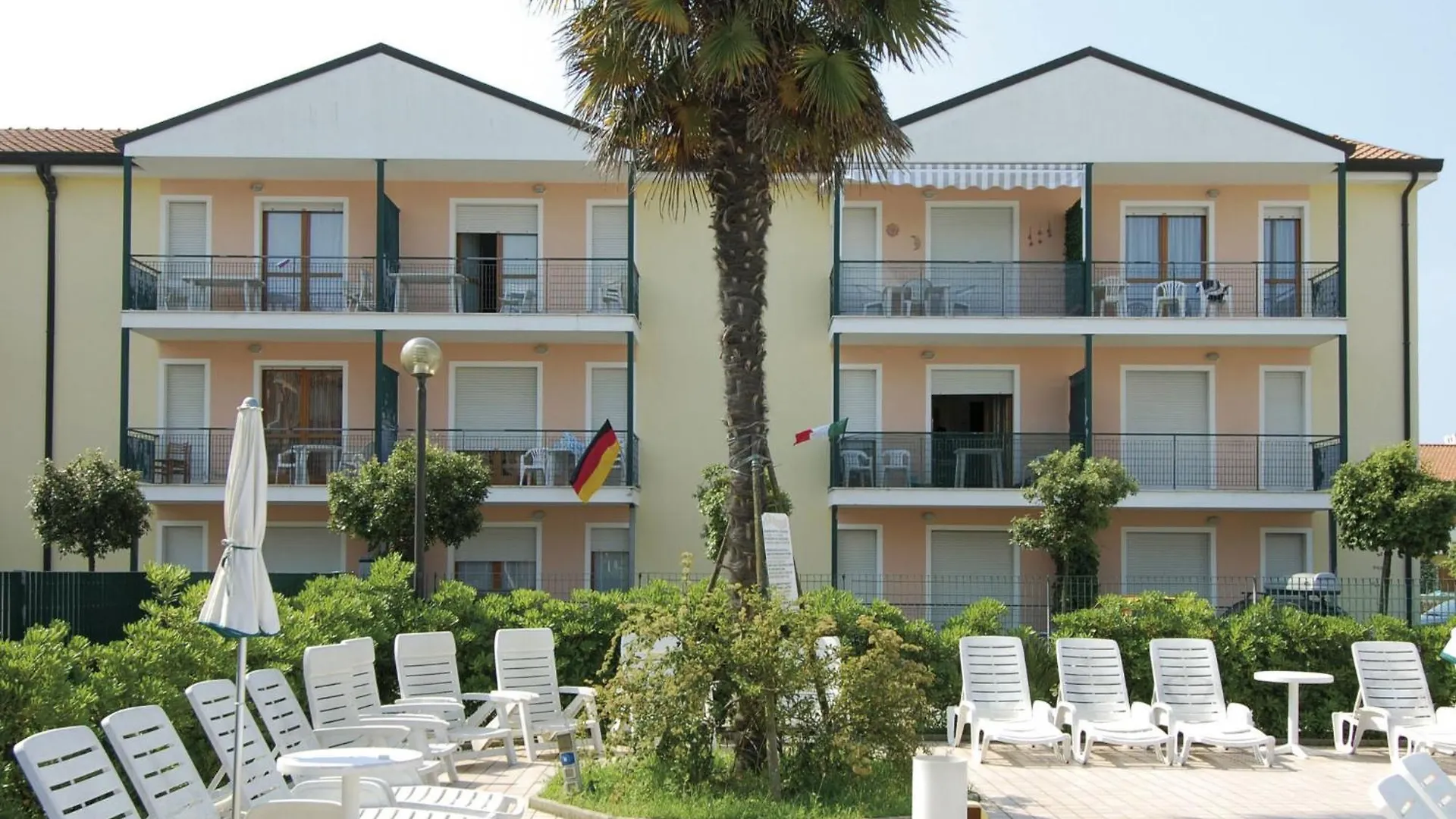 Apartment Mediterraneo-1 By Interhome Rosapineta